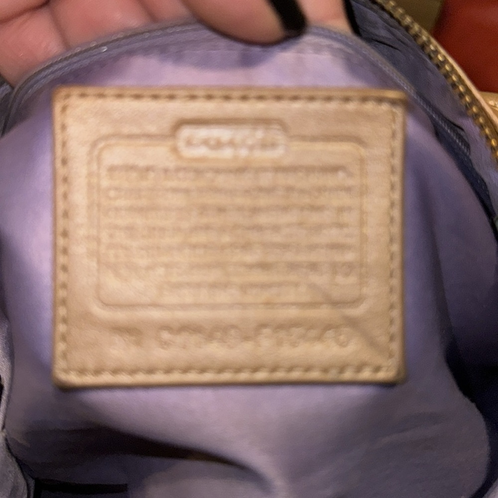 Coach leather satchel bag. Beige/Taupe shoulder purse brass hardware F15445 - Picture 10 of 11